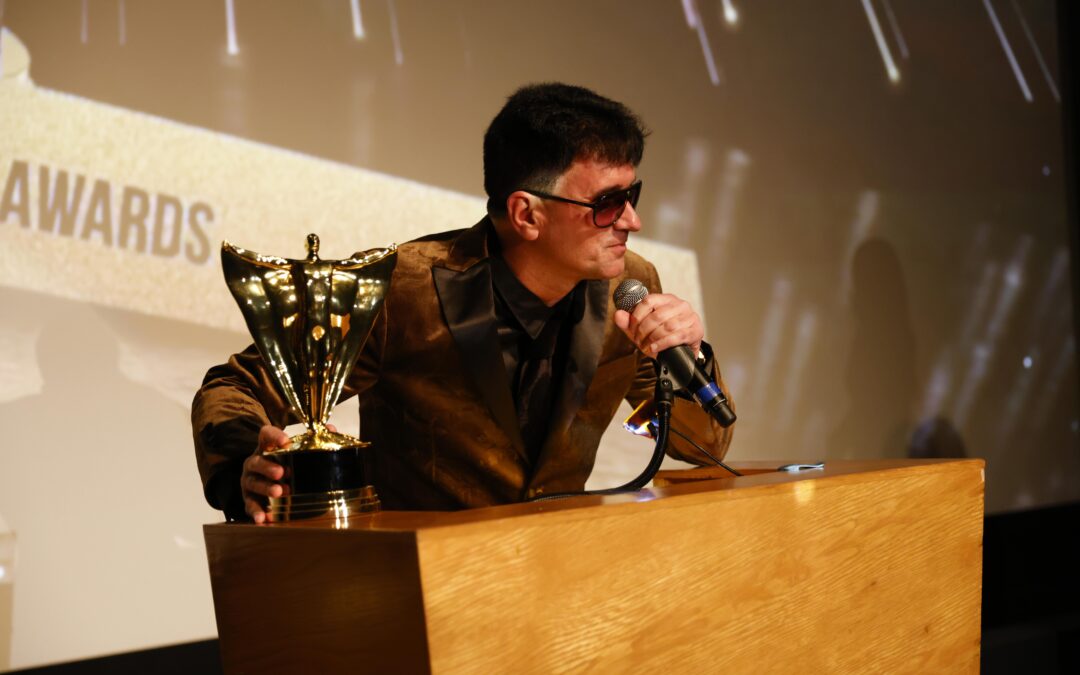 Mississauga Artist Wins Hollywood World entertainment Awards