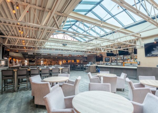 The Crooked Cue, Port Credit